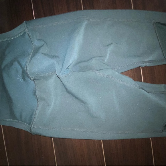 Alo Forest Green Leggings - Picture 4 of 5